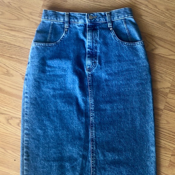 Lee Dresses & Skirts - Vintage Lee Women’s Denim Midi Skirt